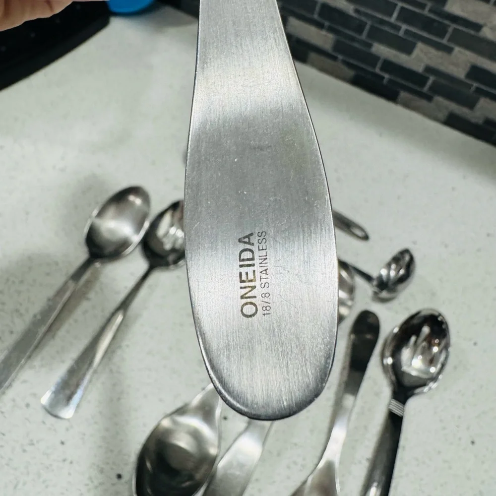Oneida silverware mix 9 Piece Mixing serving spoons Stainless Steel